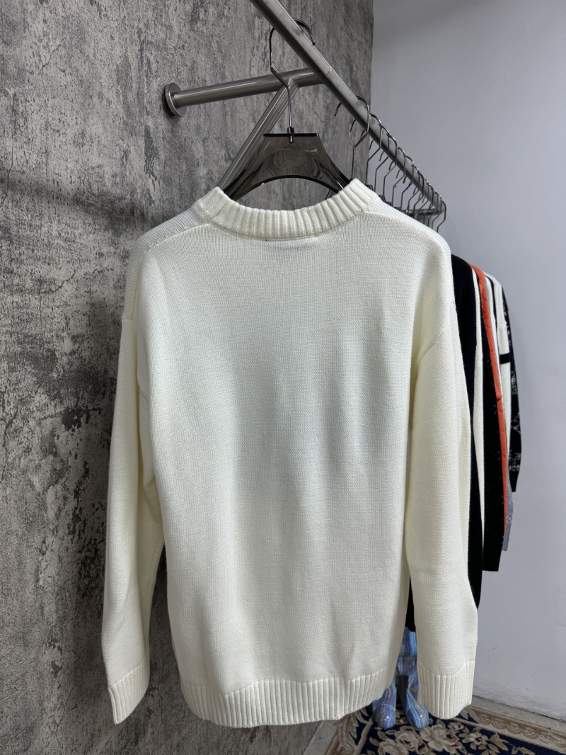 Gvc*1 sweaters